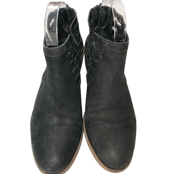 Vince Camuto Black Booties Peera Cutout Suede Boots - Picture 5 of 9